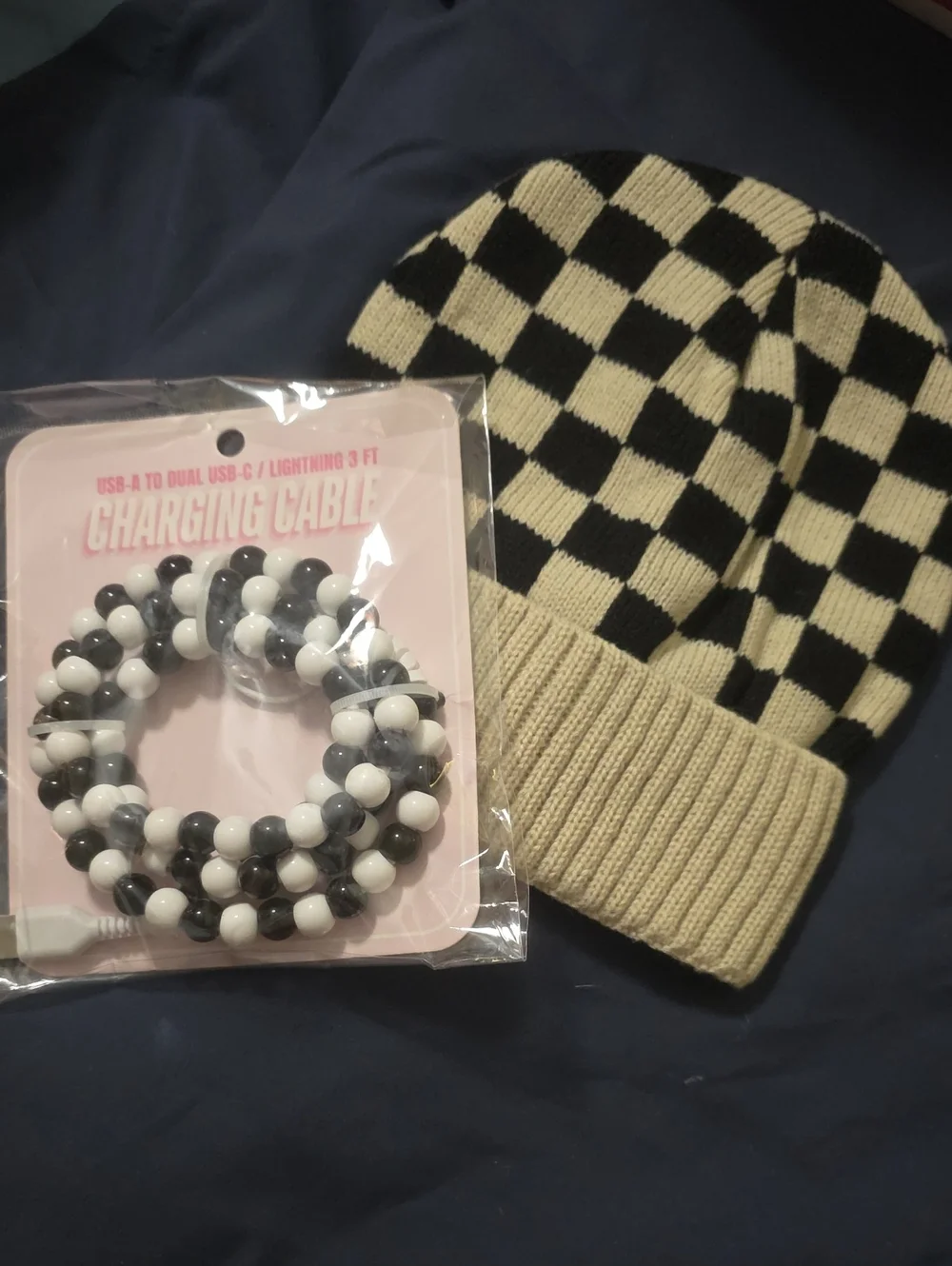 Checkerboard Beanie Hat in Cream & Black And Checkered Charging Cable